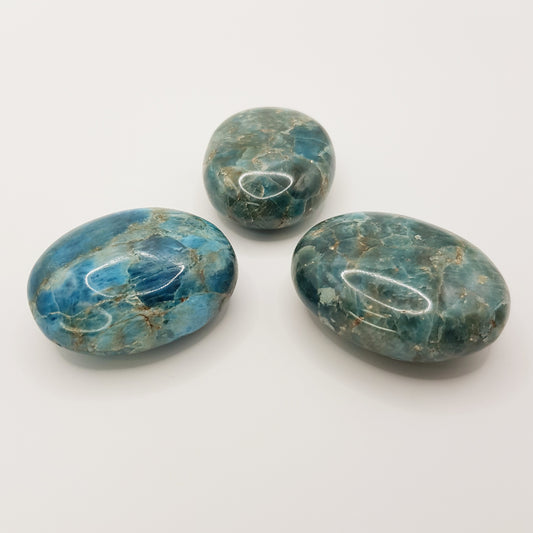 Blauer Apatit Palmstein - 5cm