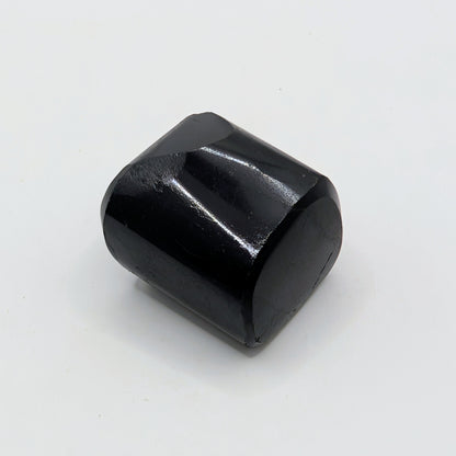Black Tourmaline Tumbled Stone - 20-30mm