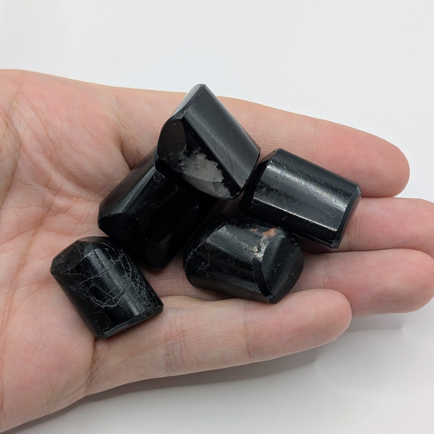 Black Tourmaline Tumbled Stone - 20-30mm