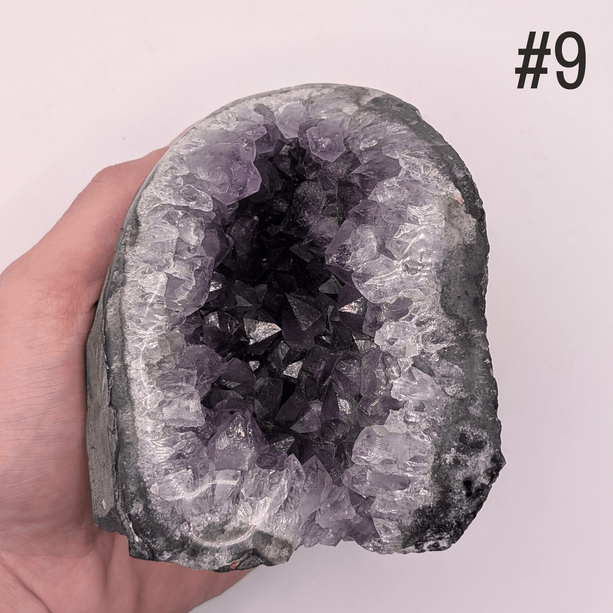 Amethyst Druse mit Standfläche – Unikate 300 g bis 1 kg - FastCrystals