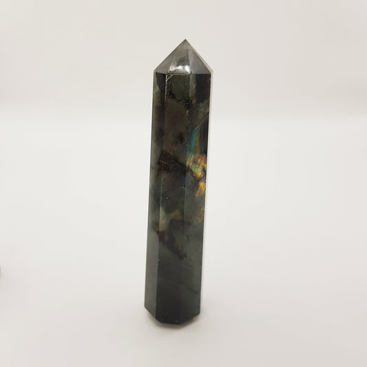Labradorit Turm - 8 Seiten - FastCrystals