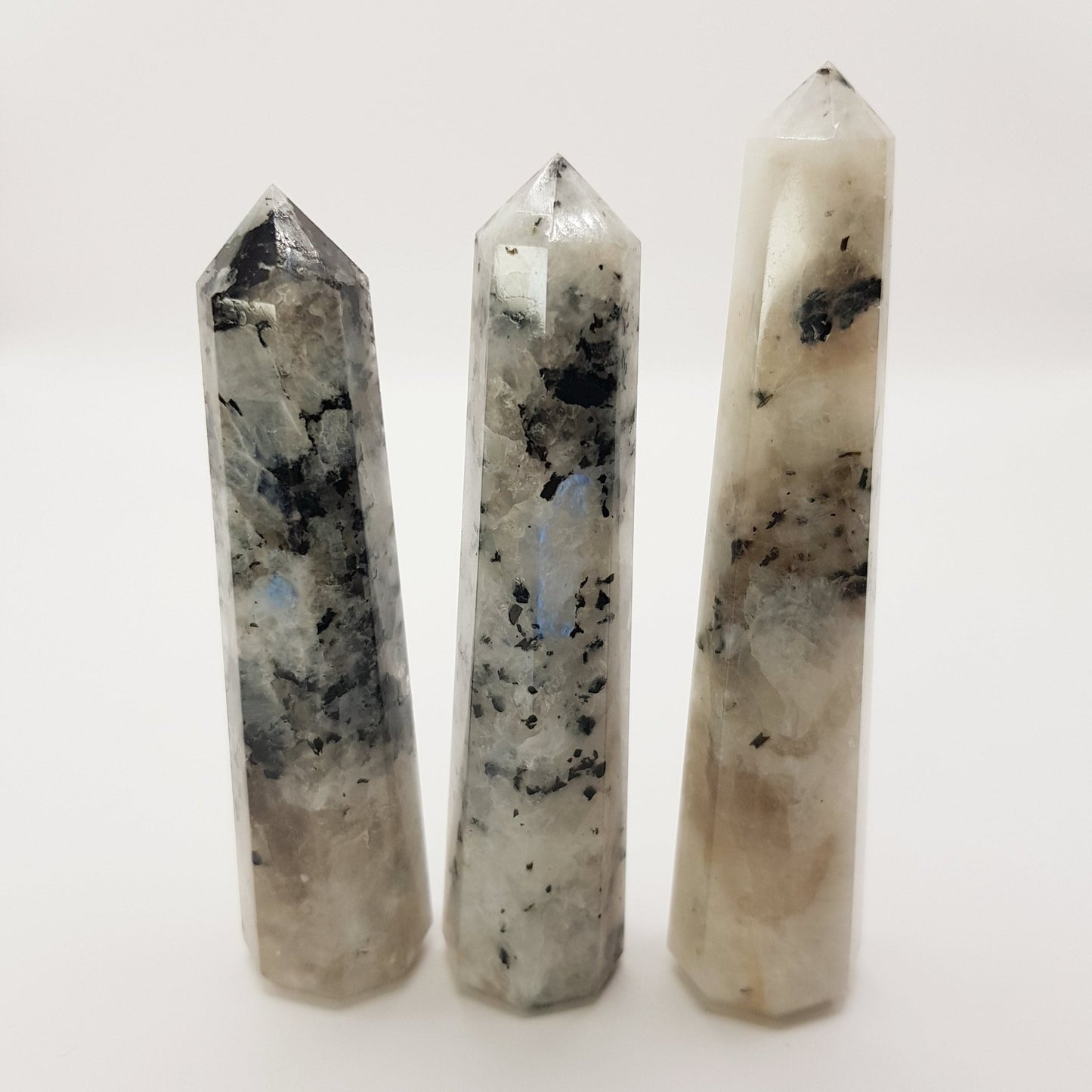 Regenbogen Mondstein Turm - 8 Seiten - FastCrystals
