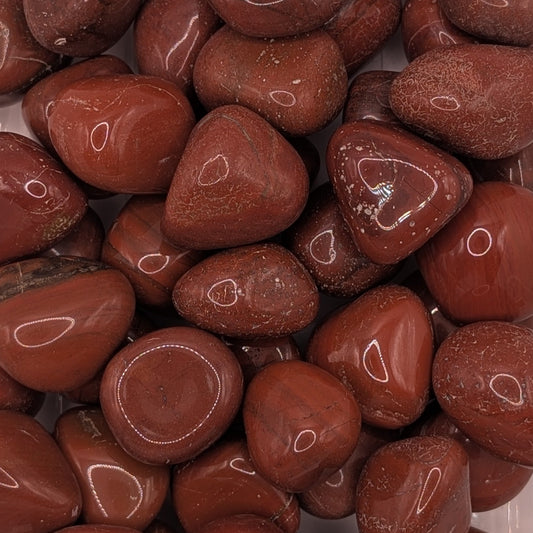Roter Jaspis Trommelstein - 20-30mm - FastCrystals